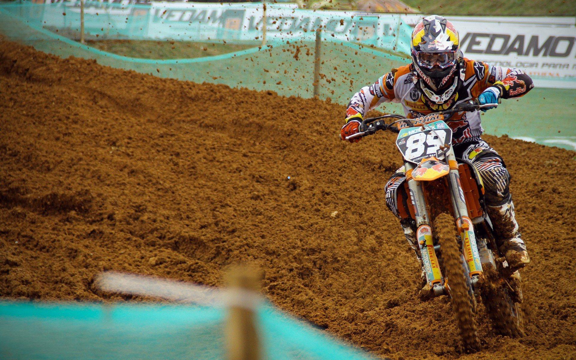 足彩网_国际米兰冬季转会窗口引援目标揭晓，恩多耶与佩里西奇成关键焦点